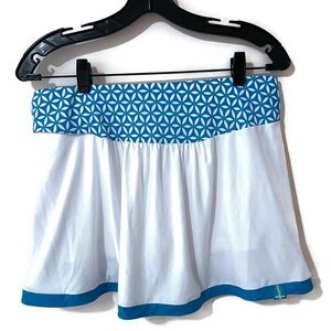 Wilson Women's Tennis Skirt Skort Size Medium Shorts Blue Trim Classic